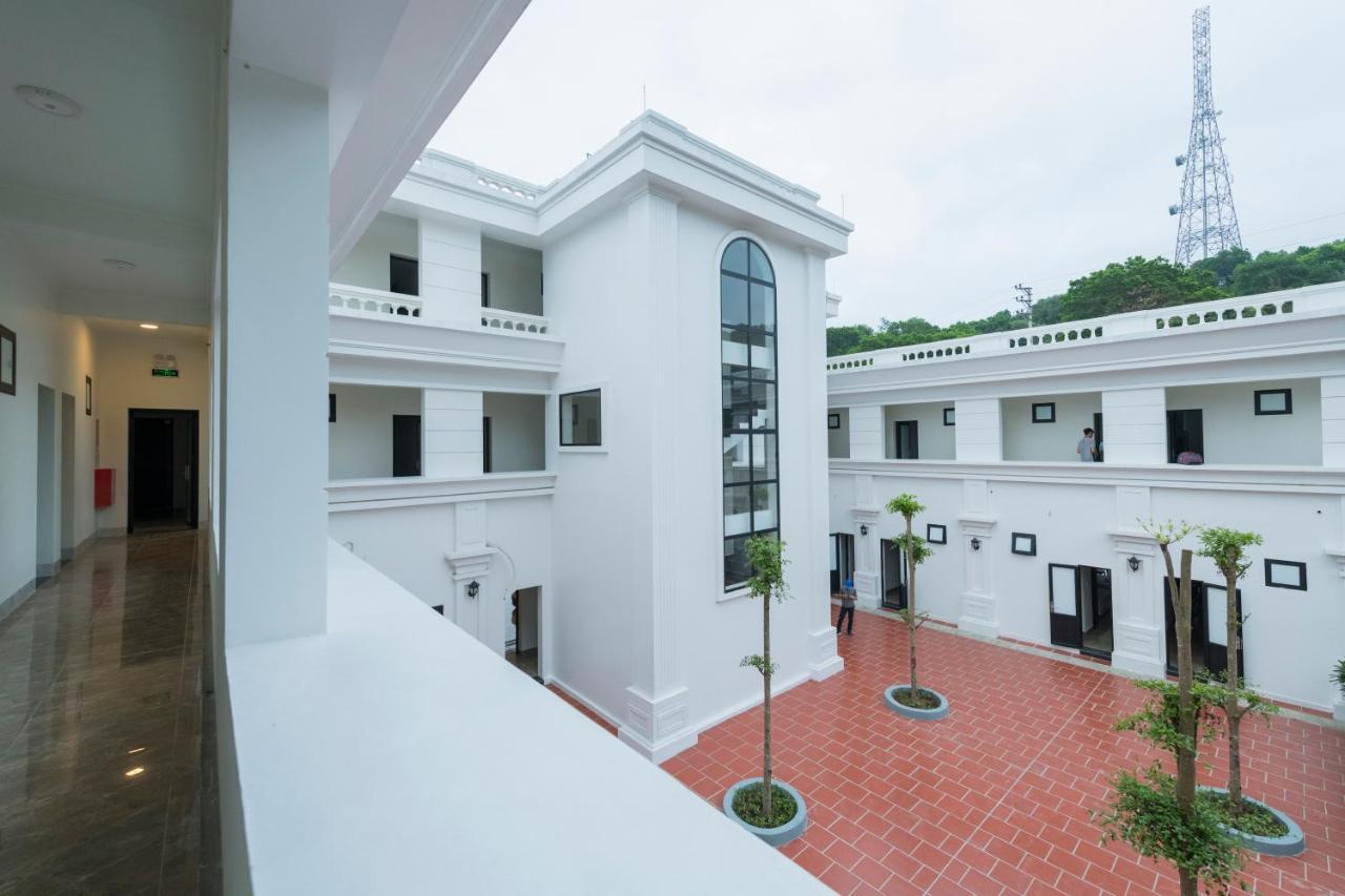 Starlight Boutique Hotel Quảng Ninh Exterior foto